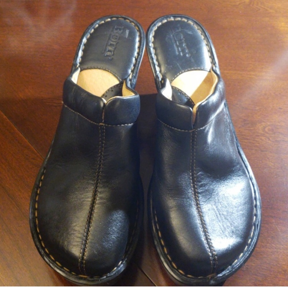 Born clogs